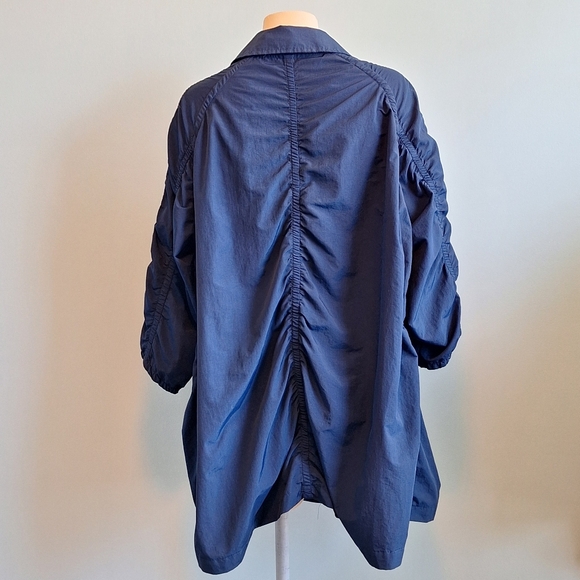 Korean made navy oversized jacket - Picture 4 of 8
